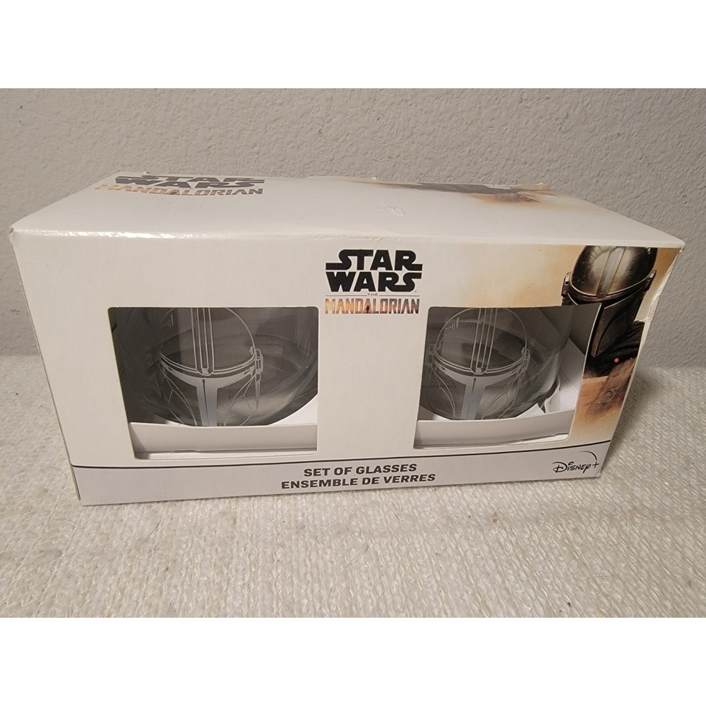 Star Wars Mandalorianβ Glass Set Of 2 10 Oz Silver Print Low ball Barware NEW